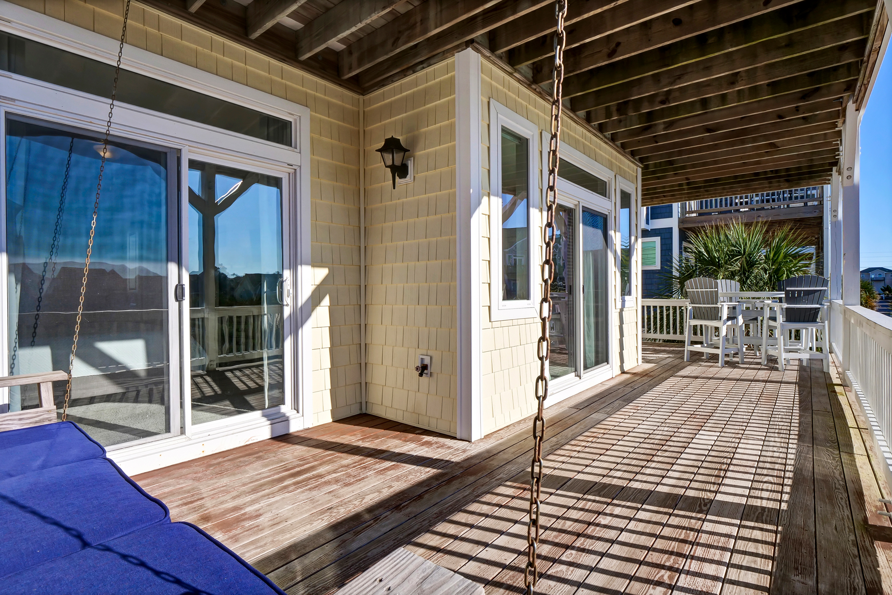 Second floor balcony alternate